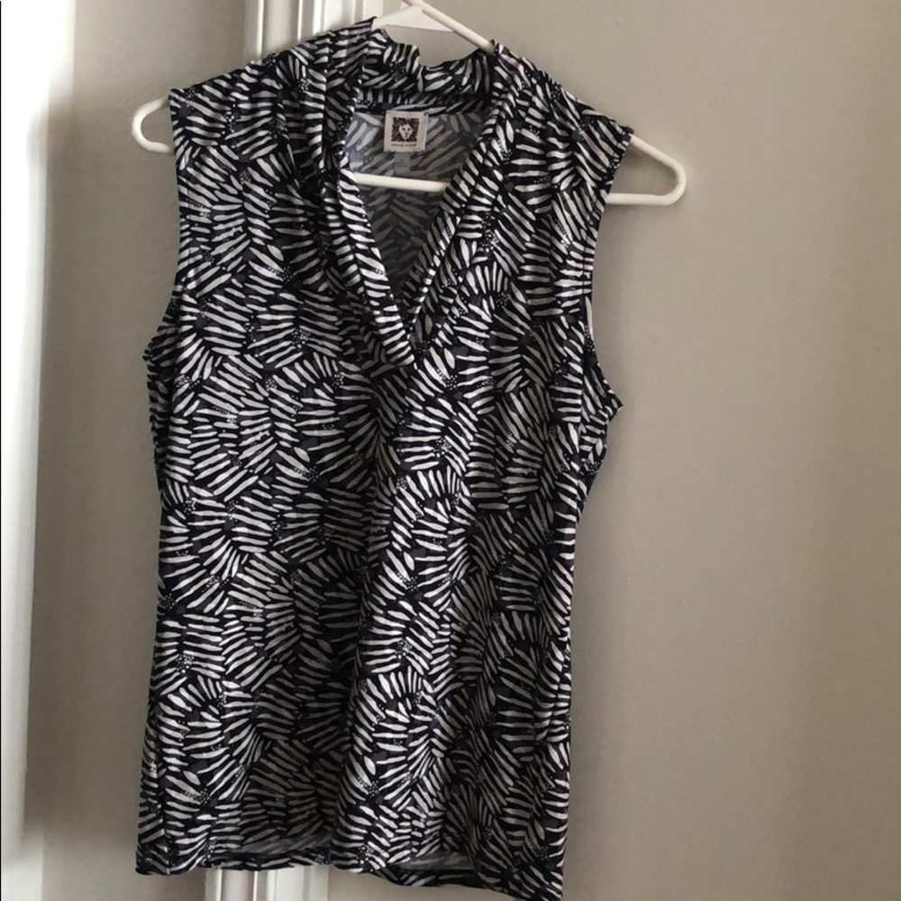 Anne Klein Printed Pleated V-neck Top